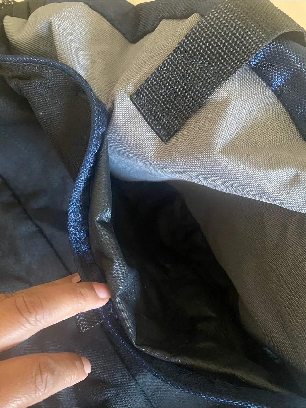 Black and Gray Men's Tote Bag - Unbranded Canvas Weekend Carry